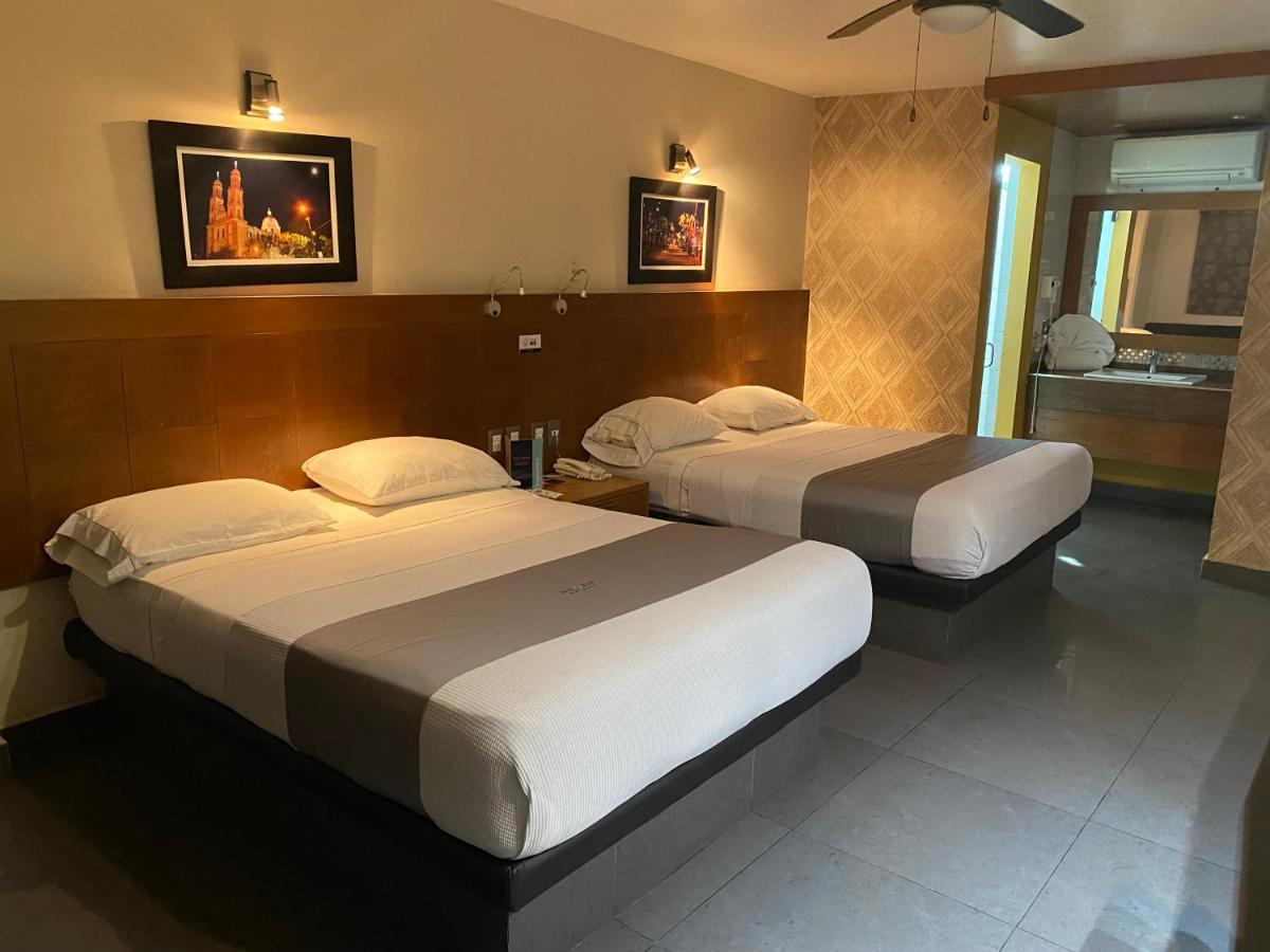 Hotel Maioris El Diez Culiacán Extérieur photo