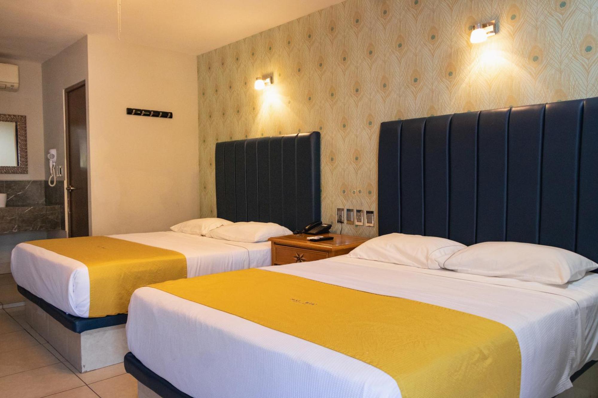 Hotel Maioris El Diez Culiacán Extérieur photo