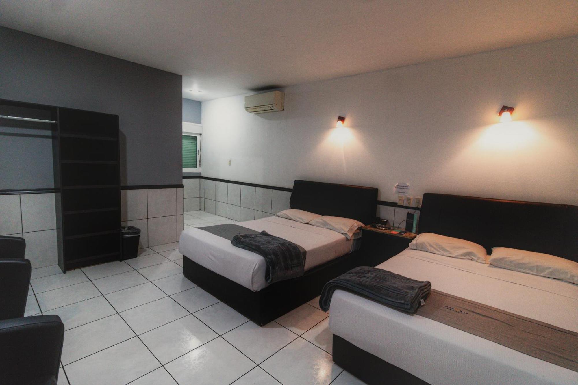 Hotel Maioris El Diez Culiacán Extérieur photo